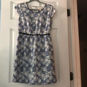 Loft floral print blue/white dress size 2